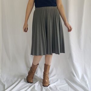 70s/80s Gray‎ Pleated Skirt